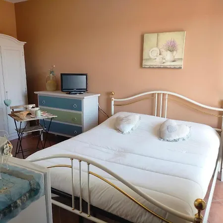 Albina Bed & Breakfast *